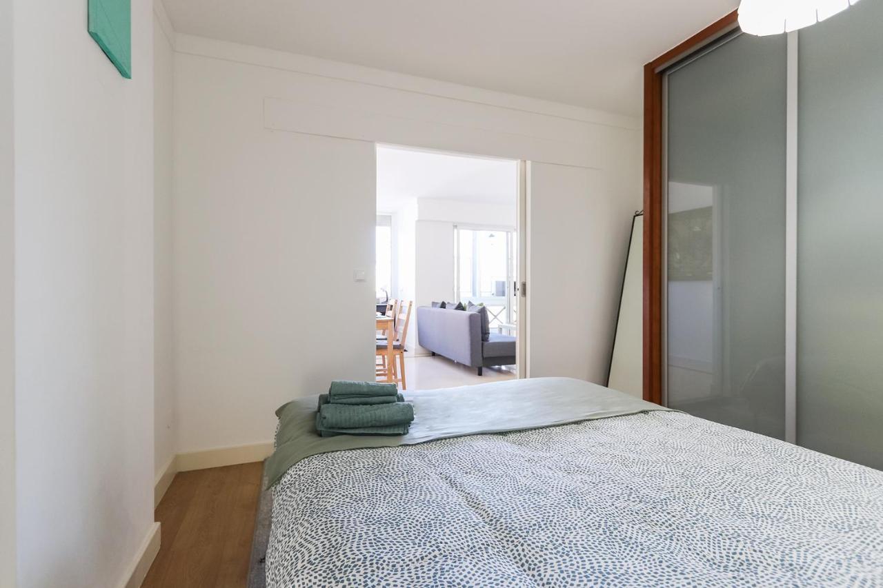 Lisbon Flower 360º - Your Lovely Flat With Pool And Parking Exterior photo