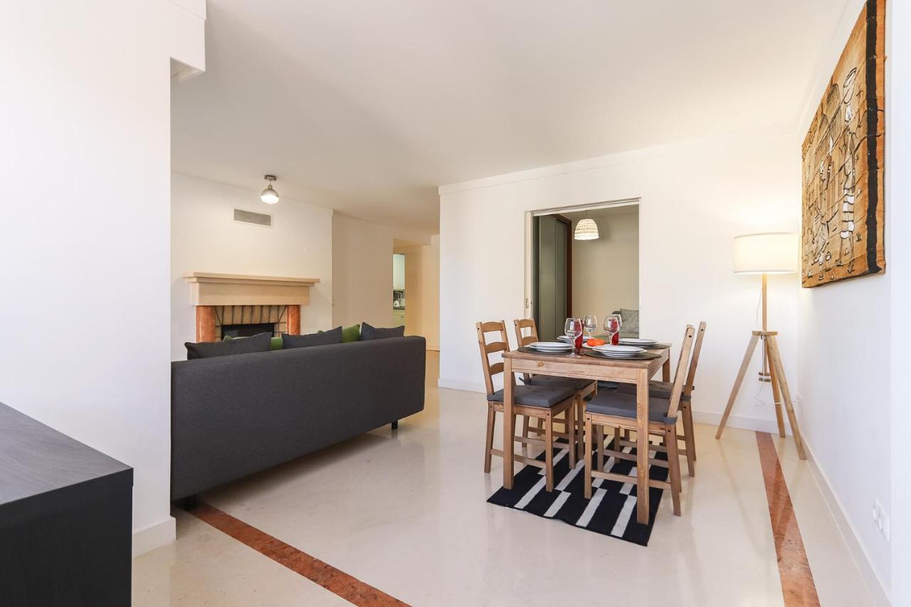 Lisbon Flower 360º - Your Lovely Flat With Pool And Parking Exterior photo