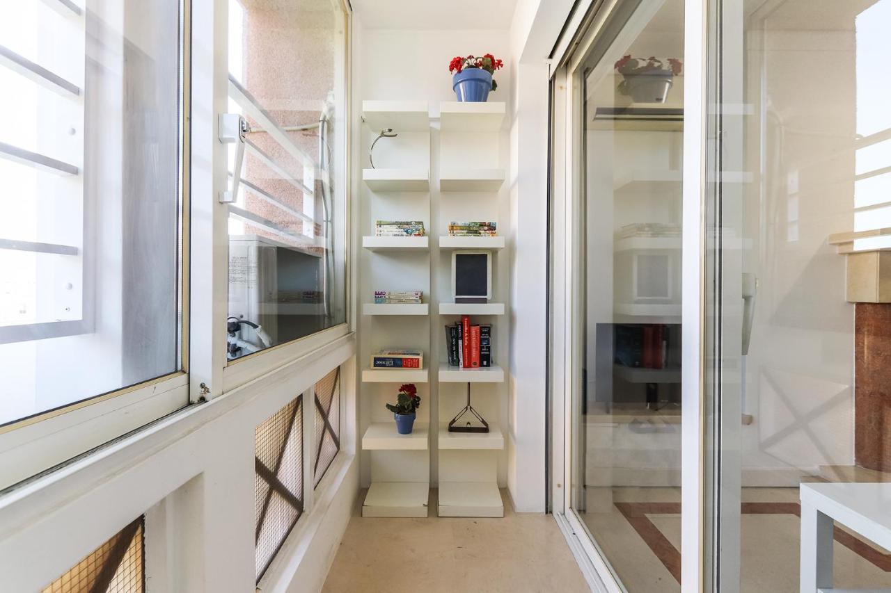 Lisbon Flower 360º - Your Lovely Flat With Pool And Parking Exterior photo