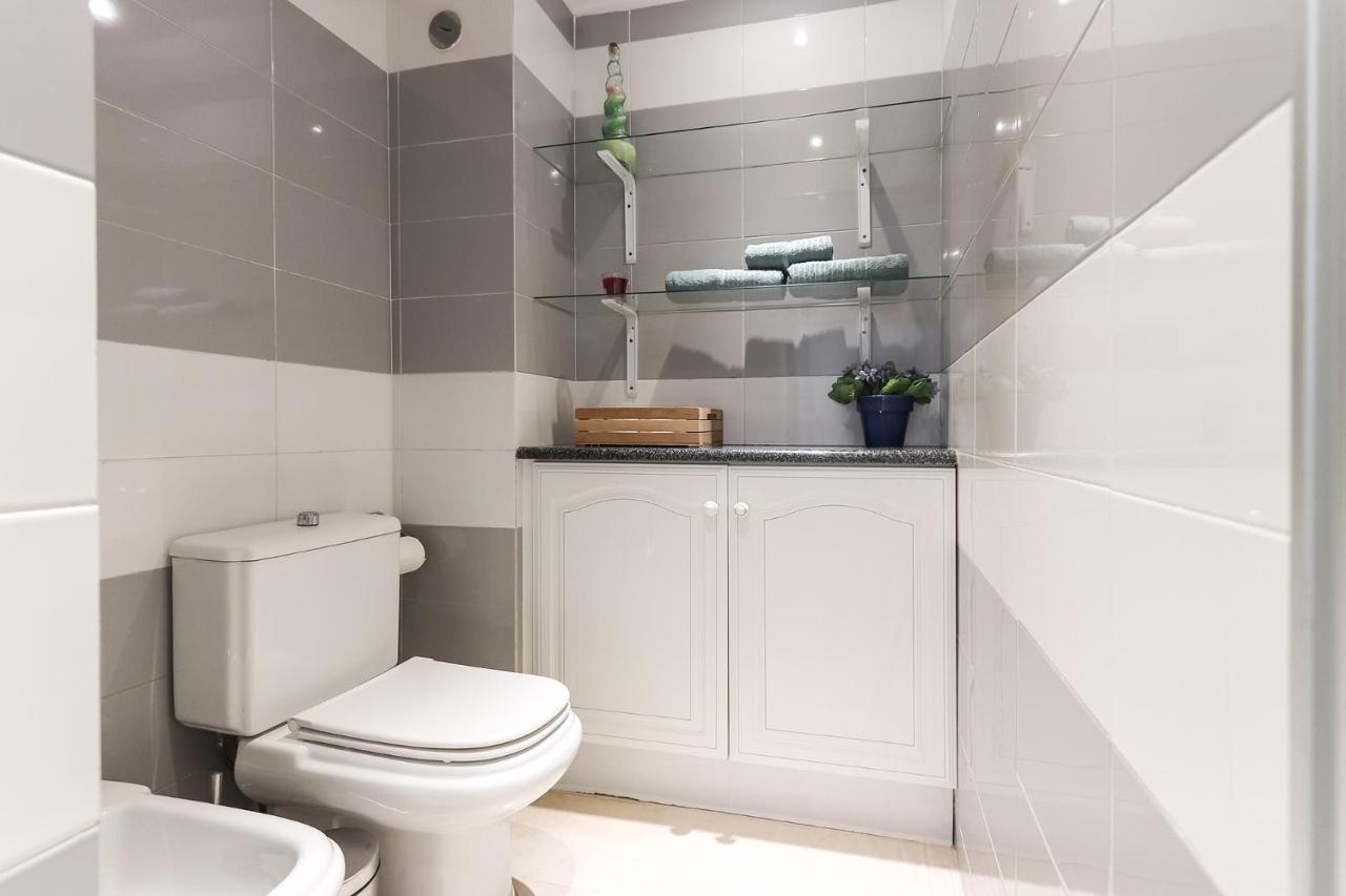 Lisbon Flower 360º - Your Lovely Flat With Pool And Parking Exterior photo
